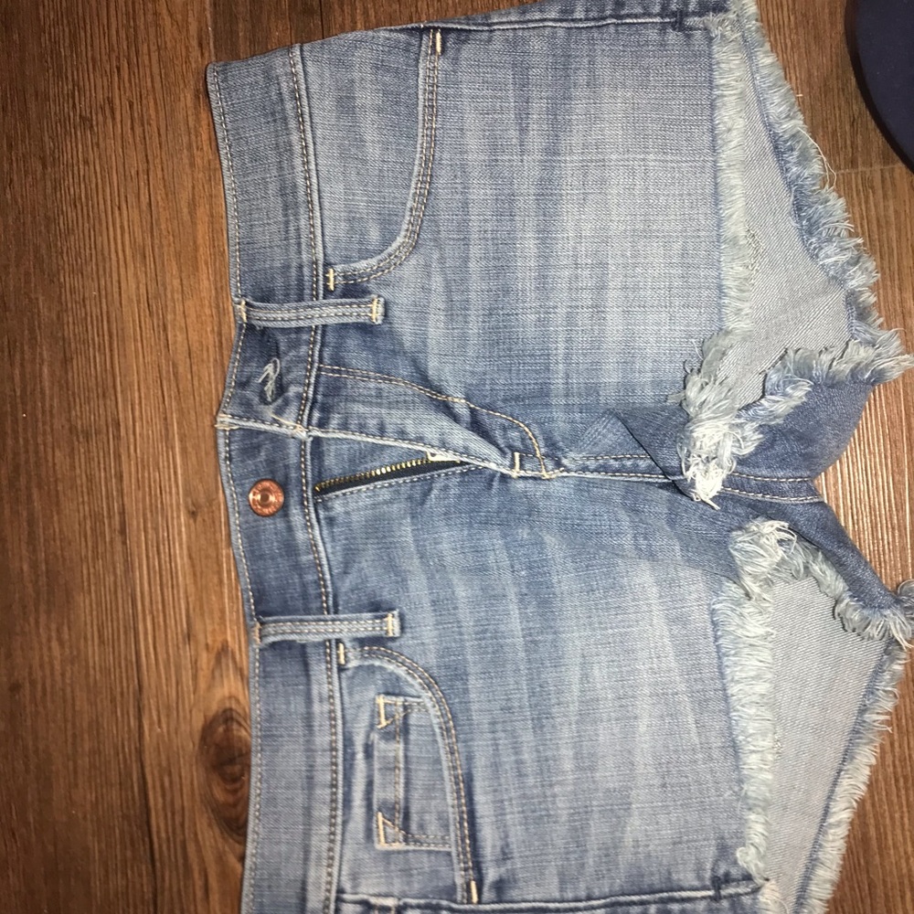 Medium wash jean shorts